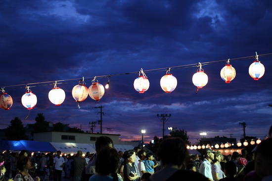 夜が更けていく